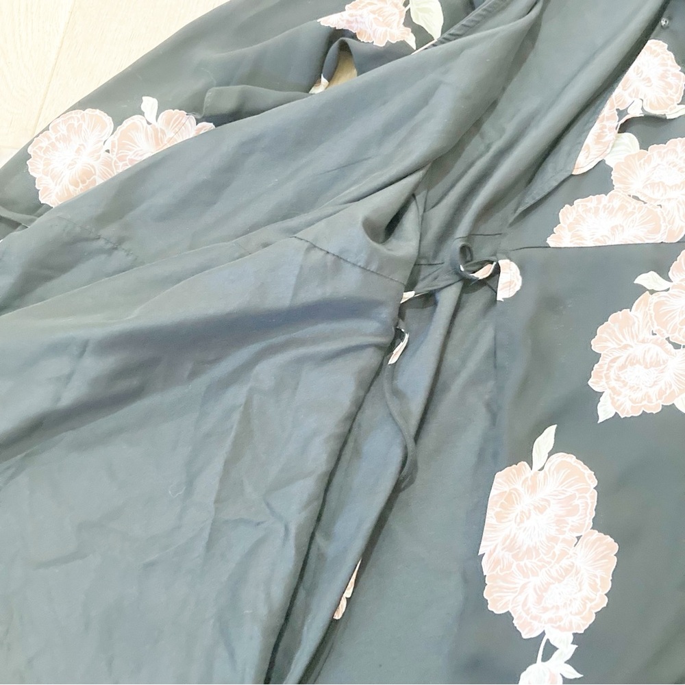Cupcakes & Cashmere Pink Floral Wrap Mini Dress View 4